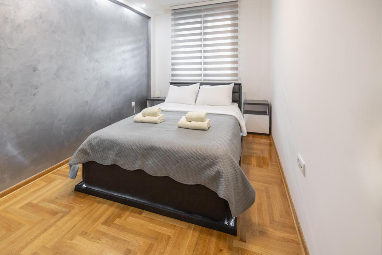 Bella Apartment Новий Сад Екстер'єр фото