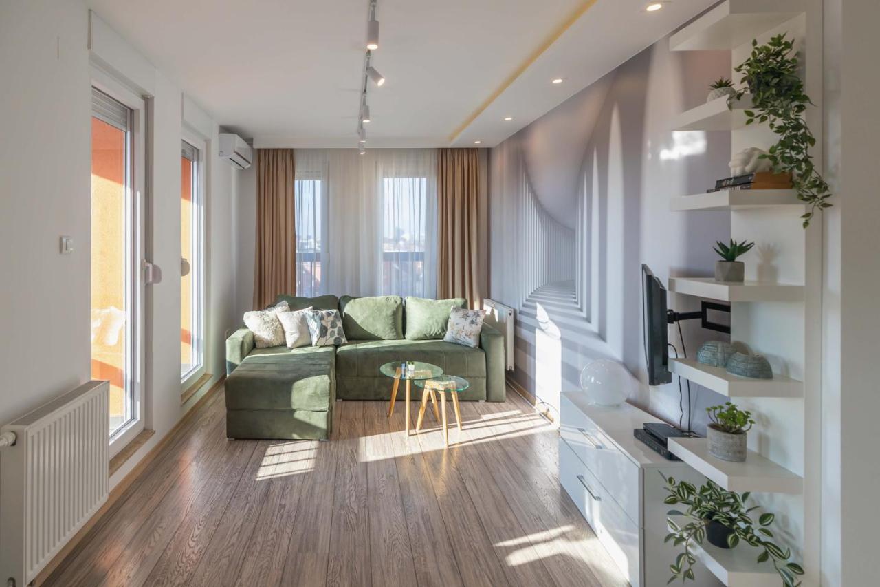 Bella Apartment Новий Сад Екстер'єр фото