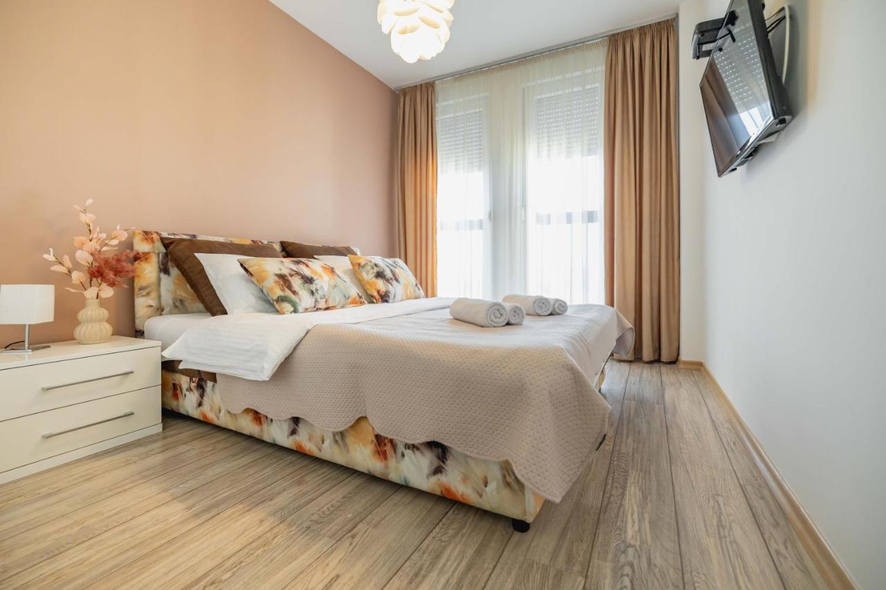 Bella Apartment Новий Сад Екстер'єр фото